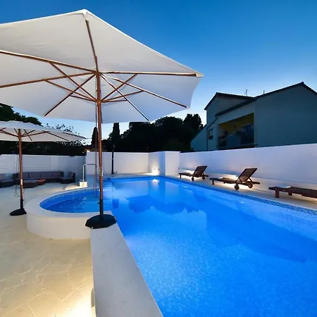 Appartement Tonka Sukošan