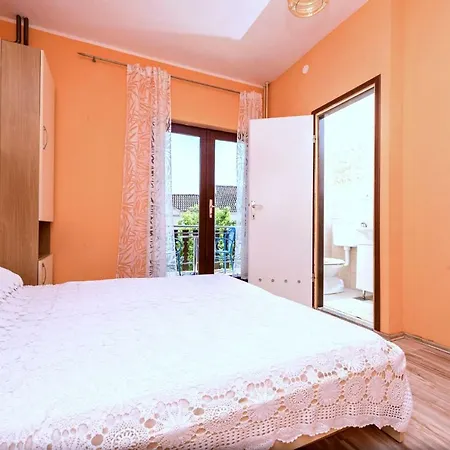 Appartement Tonka Sukošan